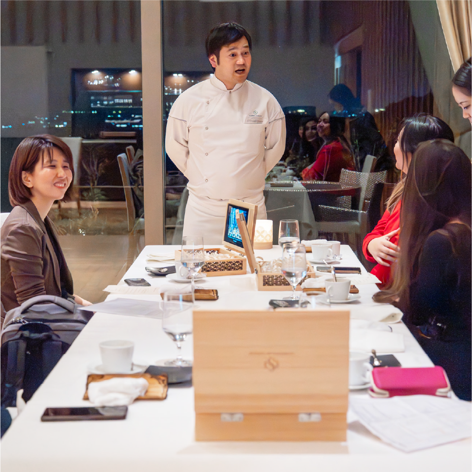 女帝をテーマにした特別ディナーメニュー