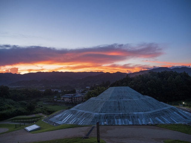 奈良県明日香村の牽牛子塚古墳