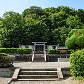 明日香村の天武・持統天皇陵